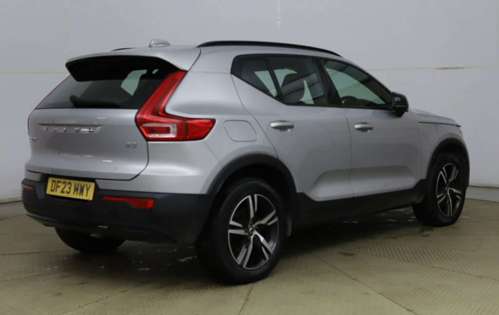 Volvo XC40 2L Plus Dark Silver #4