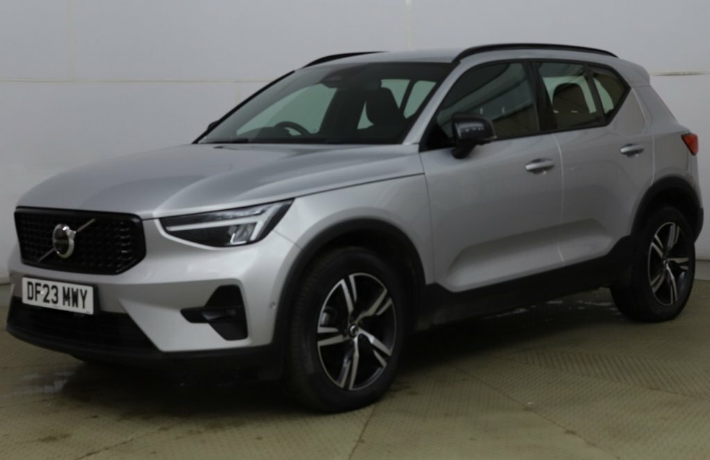 Volvo XC40 2L Plus Dark Silver #3