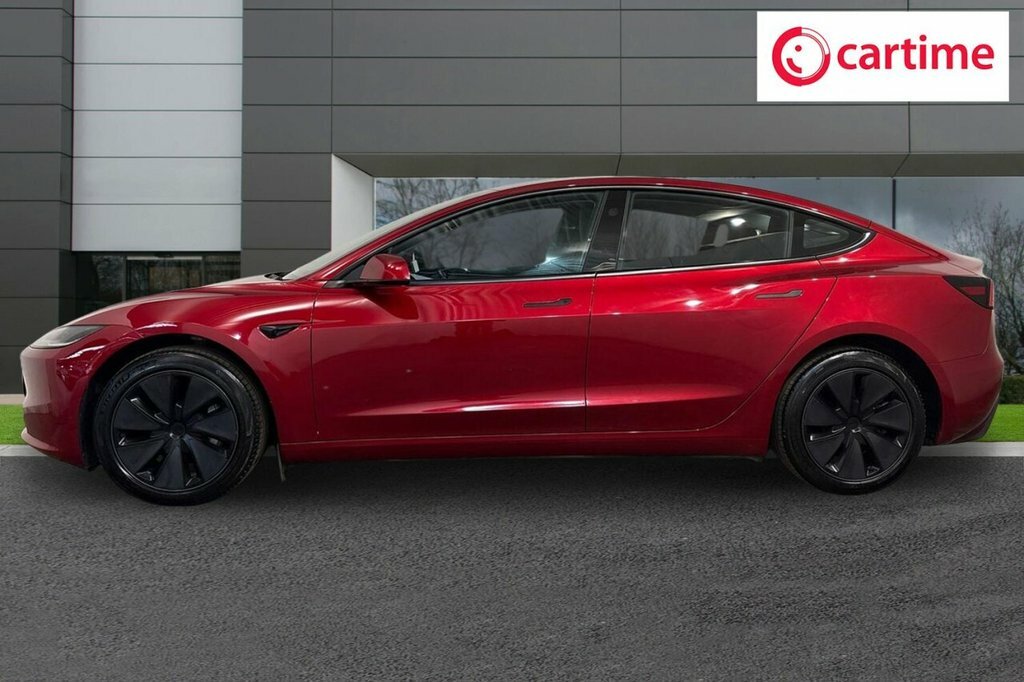 Tesla Model 3 Saloon BU25TGV Red #3