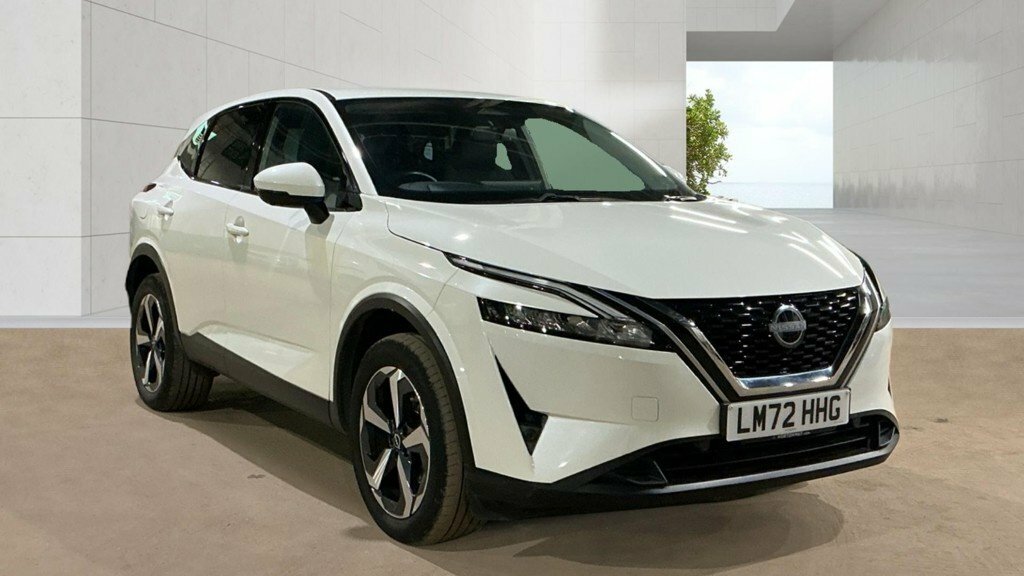 Nissan Qashqai 1.3L N-connecta White