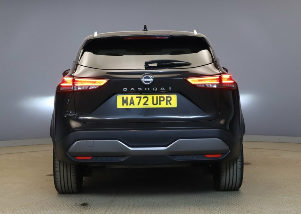 Nissan Qashqai 1.3L Tekna Black #4
