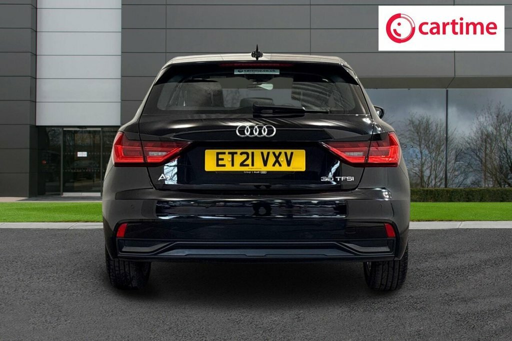 Audi A1 1L Sport ET21VXV Black #6
