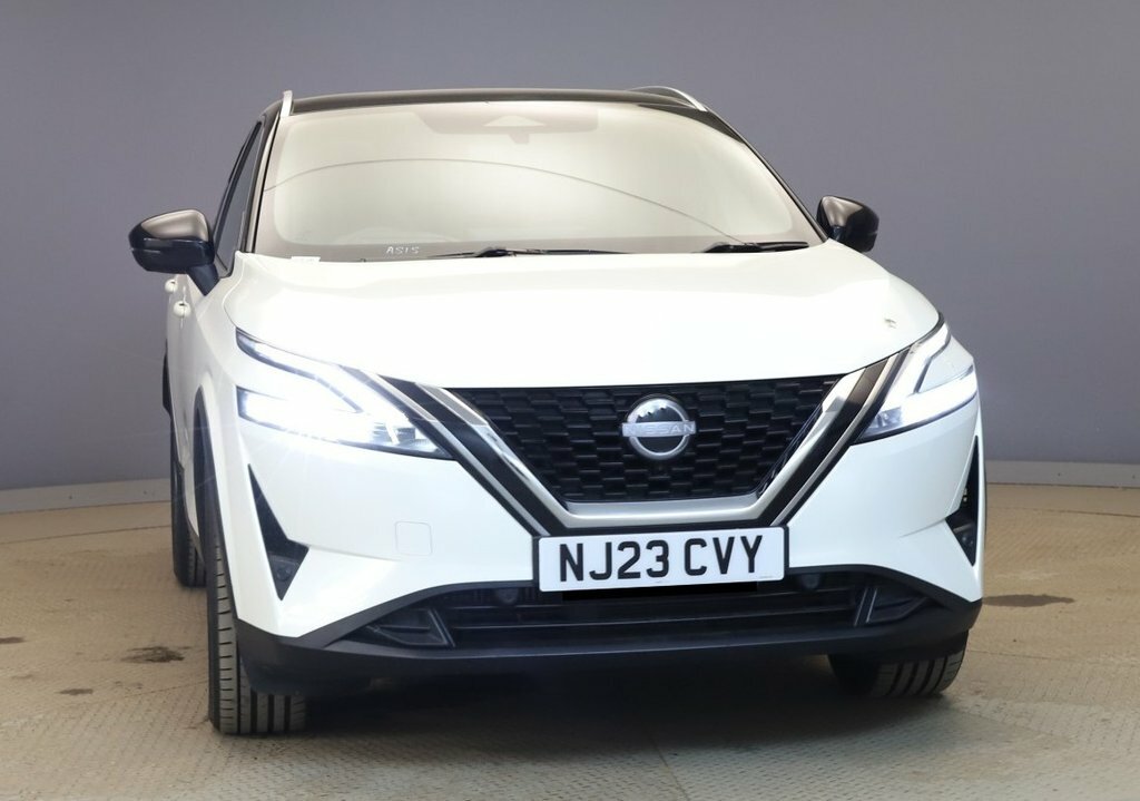 Nissan Qashqai 1.3L Tekna White
