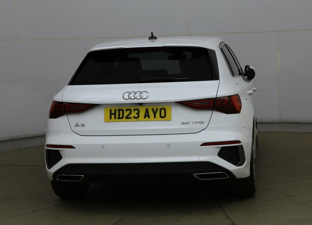 Audi A3 1L S Line White #6