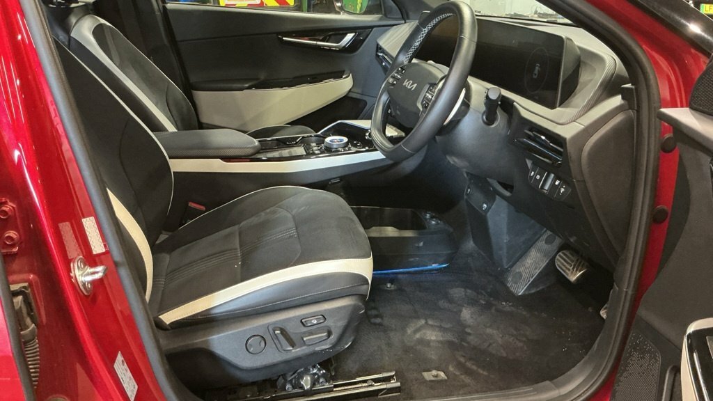 Kia EV6 77.4Kwh Horizon Hatchback Grey #7