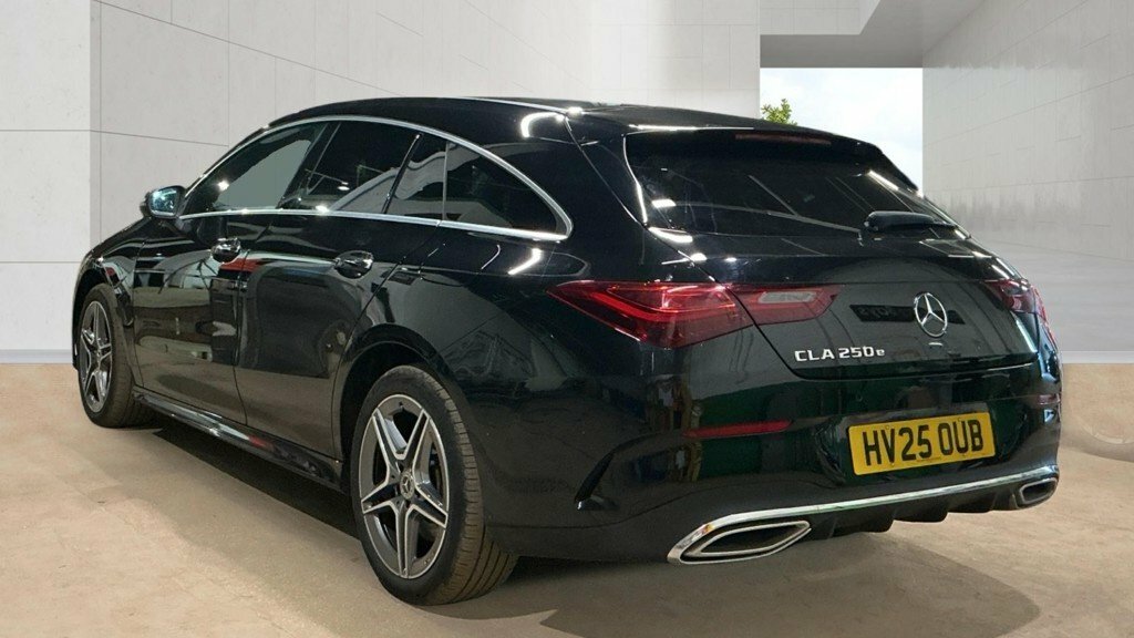 Mercedes-Benz CLA Class 1.3L Amg Line Black #4