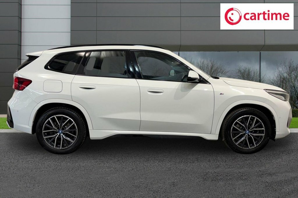 BMW iX1 Suv White #2