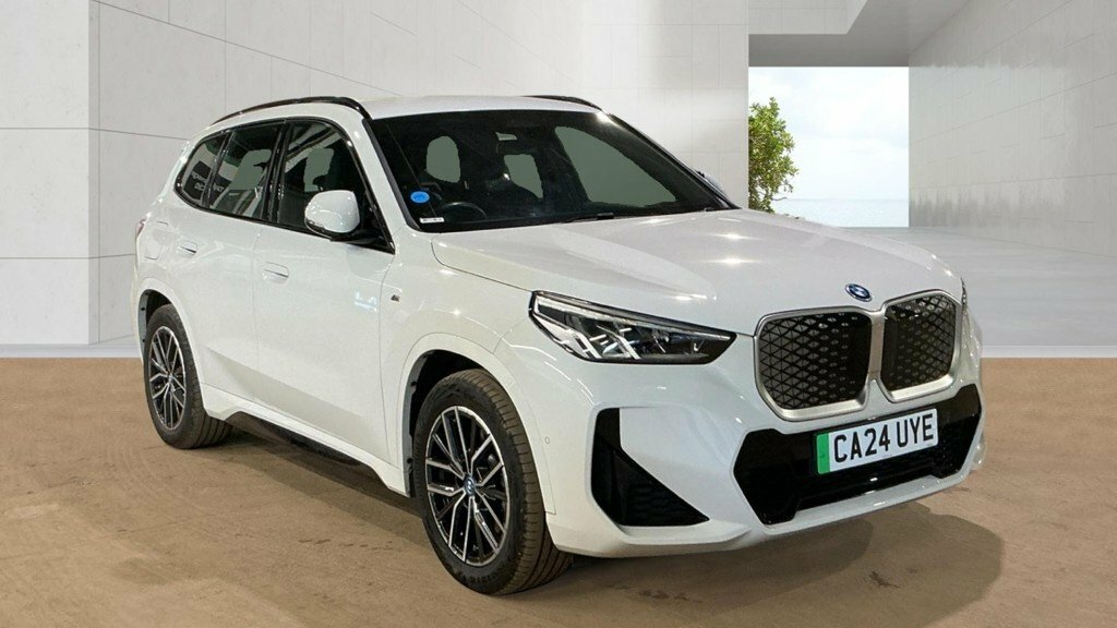 BMW iX1 Suv White