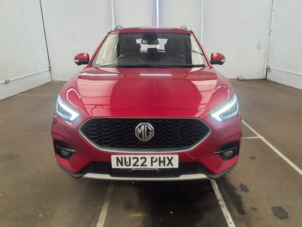 MG ZS 1L Exclusive Red #3