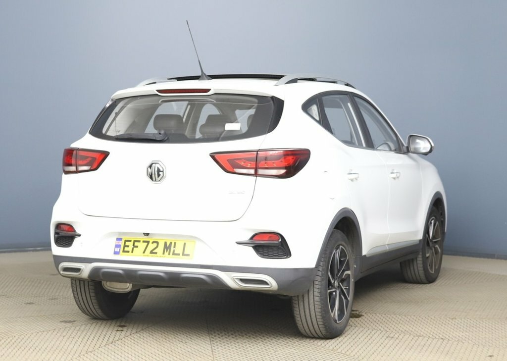 MG ZS 1L Exclusive White #4