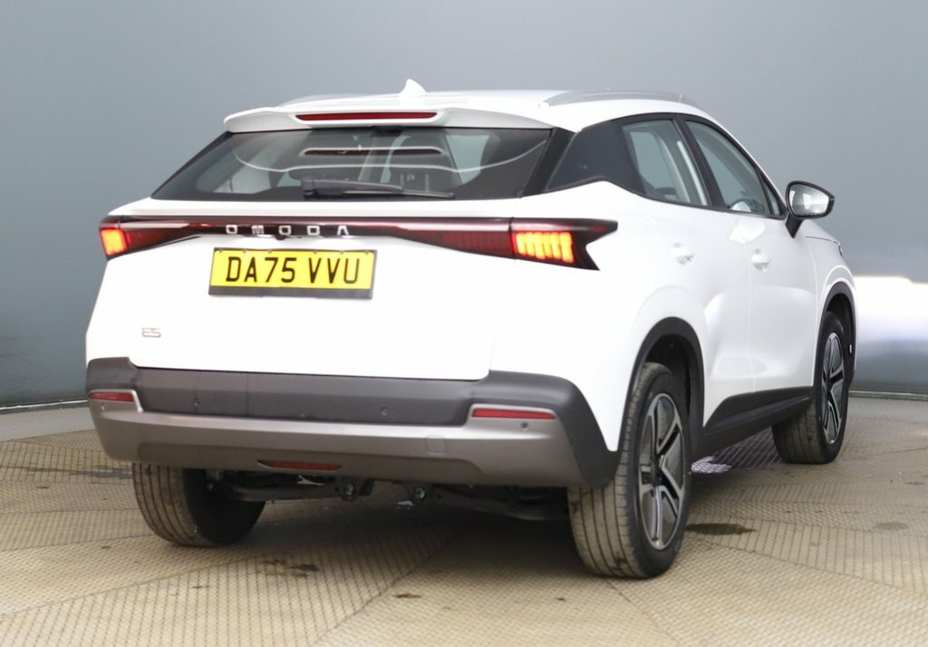 Omoda E5 Suv White #4