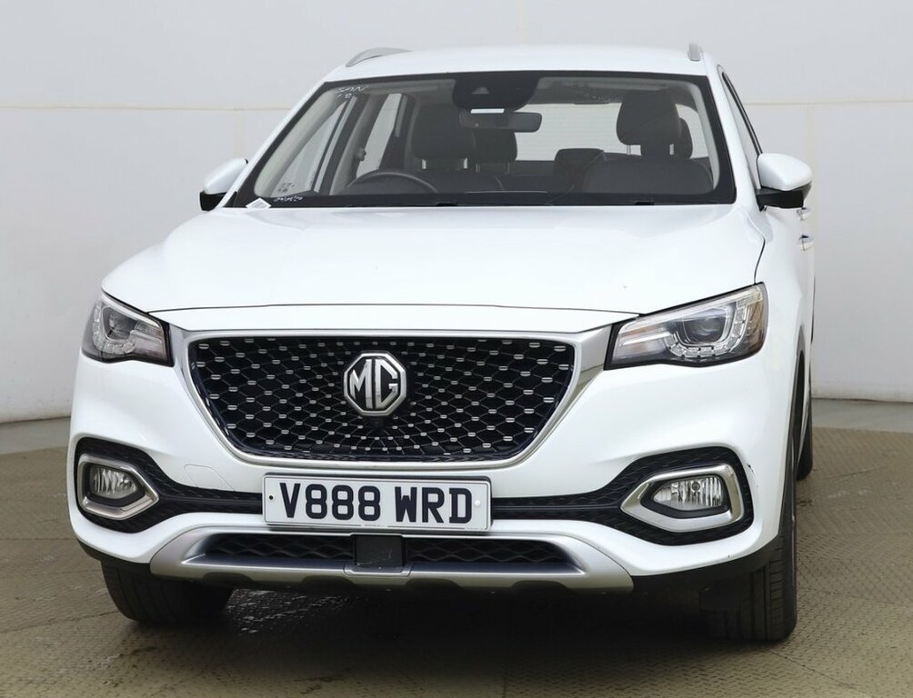 MG HS 1.5L Excite White #3
