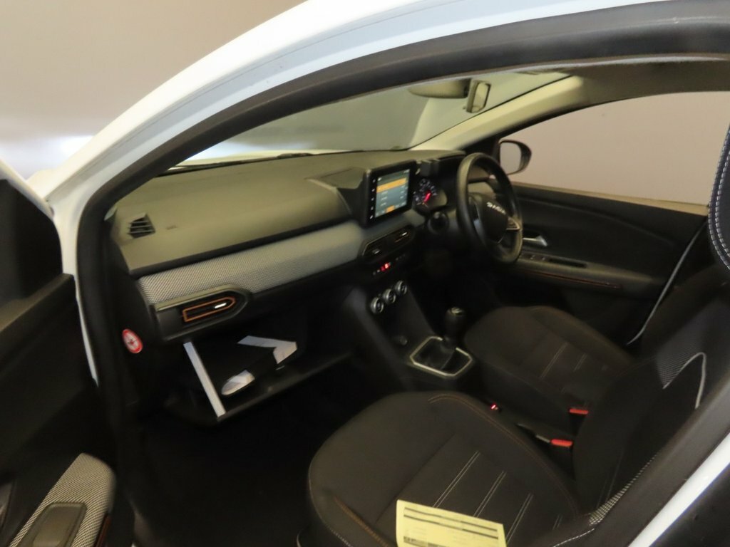 Dacia Sandero Stepway 1L Journey White #6