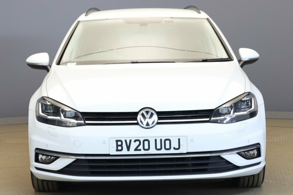 Volkswagen Golf 1L Match Edition White #3