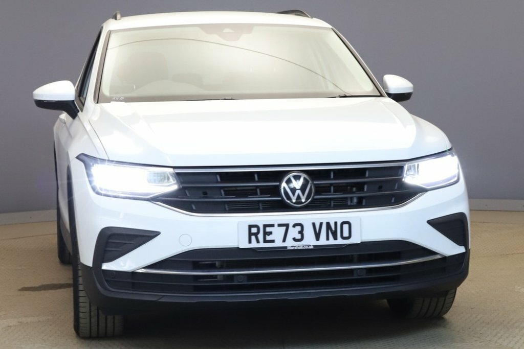 Volkswagen Tiguan 1.5L Life White