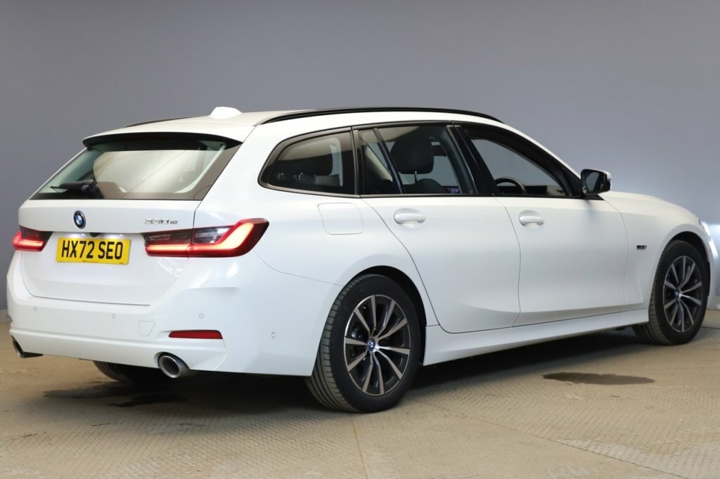 BMW 3 Series 2L Sport White #6