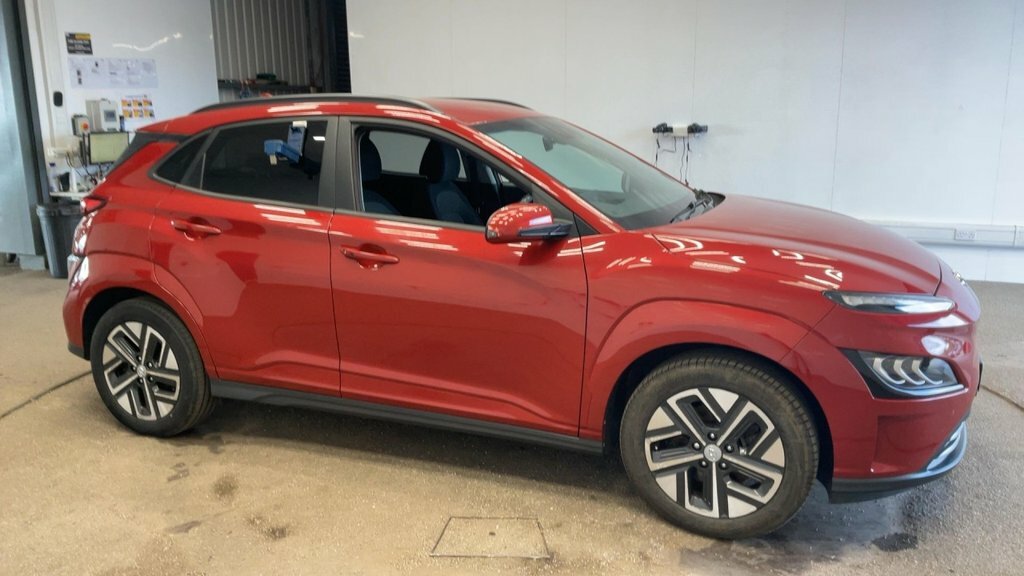 Hyundai Kona Suv Red #3