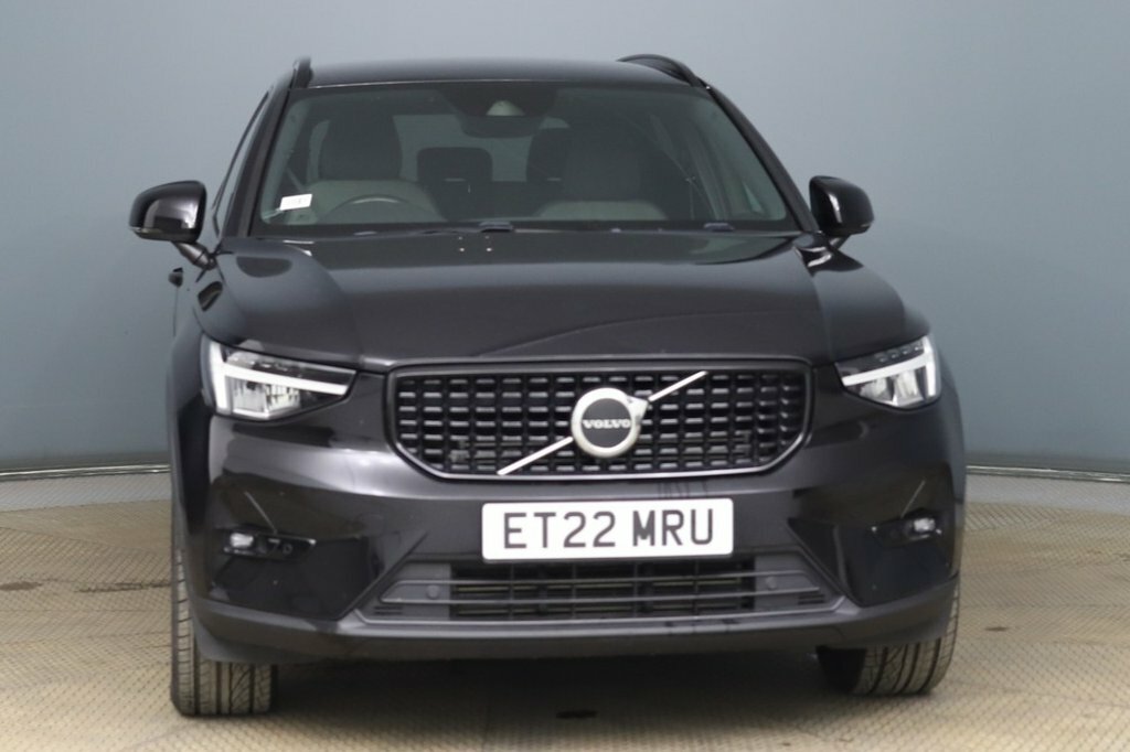 Volvo XC40 1.5L Plus Black #3