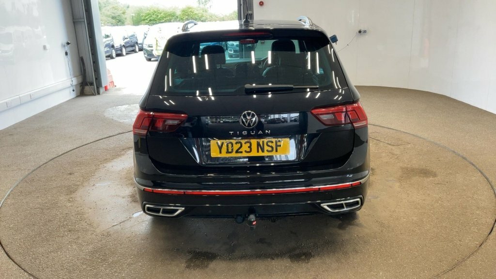 Volkswagen Tiguan 1.5L R-line YD23NSF Black #6