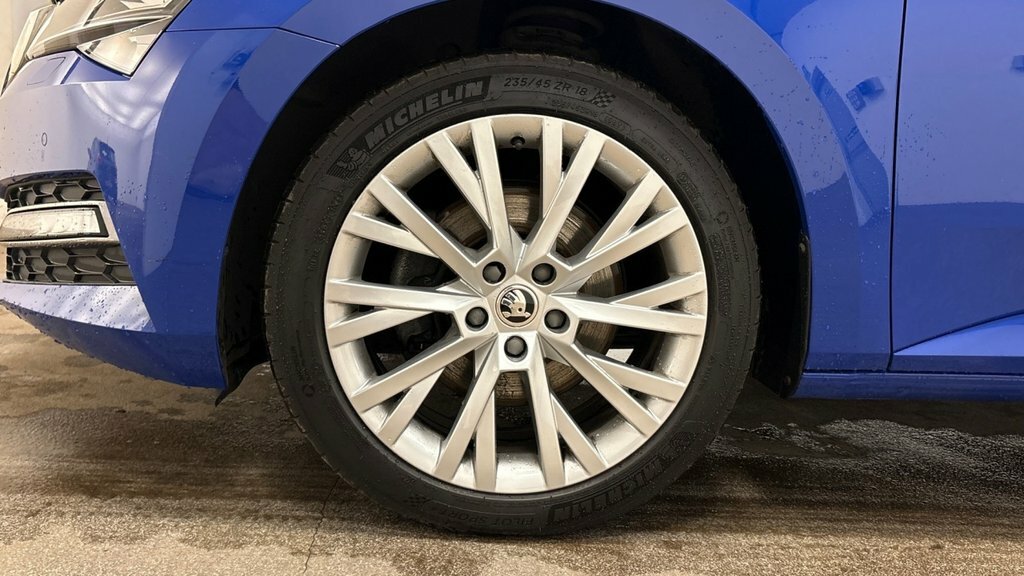 Skoda Superb Superb Se L Tdi White #9