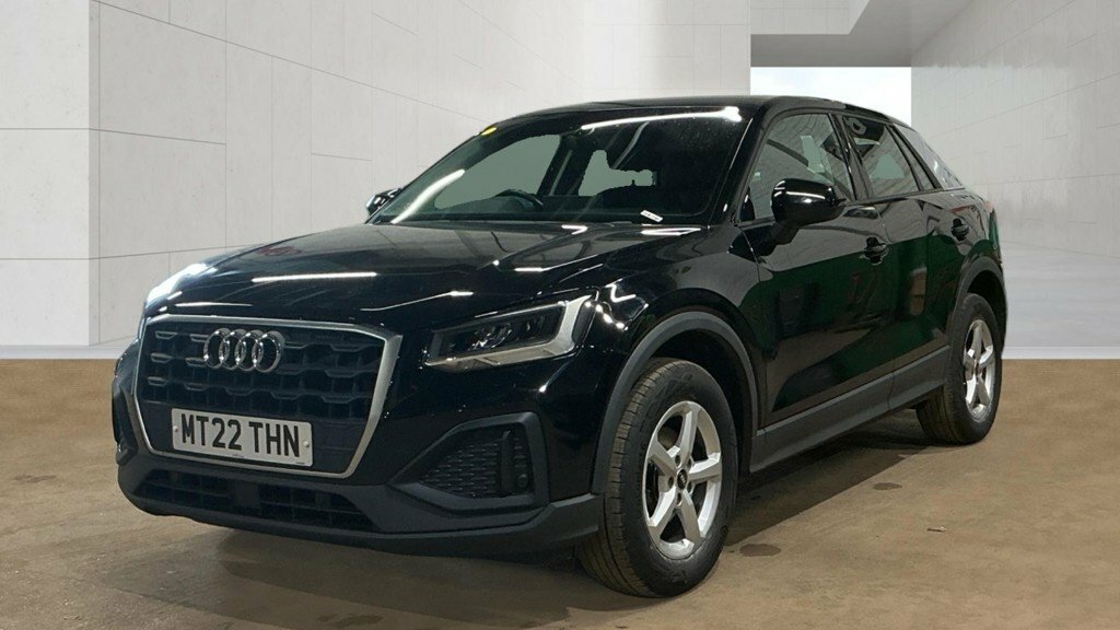 Audi Q2 1L Technik Black #2