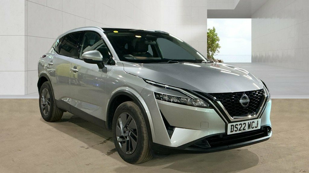 Nissan Qashqai 1.3L Acenta Premium Silver