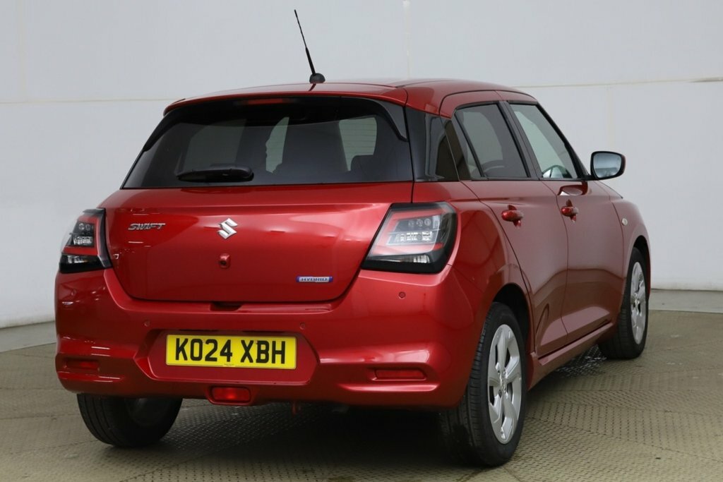 Suzuki Swift 1.2L Motion Red #4