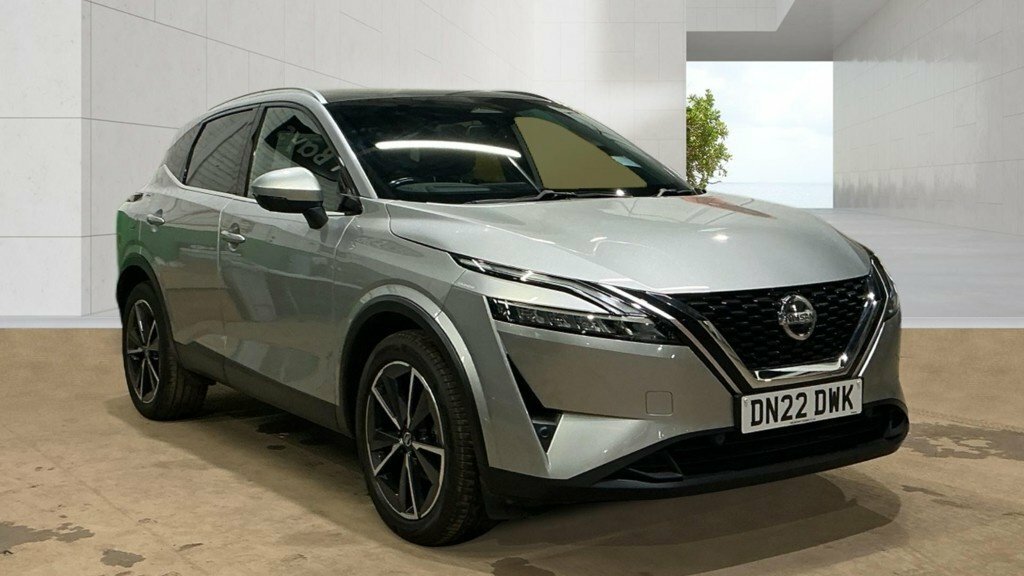 Nissan Qashqai 1.3L Tekna Silver