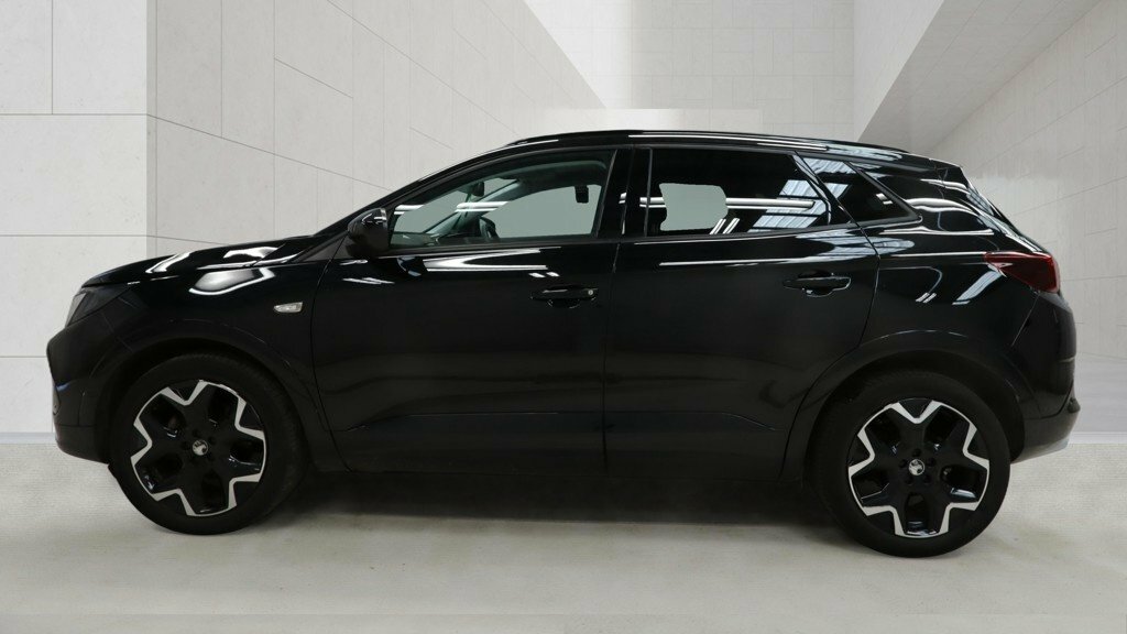 Vauxhall Grandland X 1.2L Ultimate Black #6