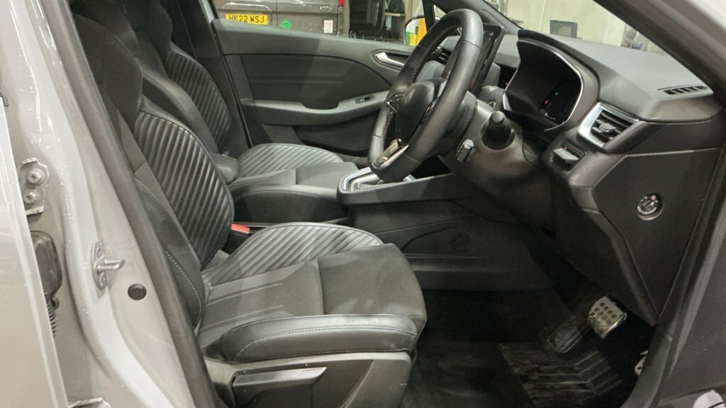 Renault Clio 1.5 Dci Play Hatchback Euro 6 S Silver #7