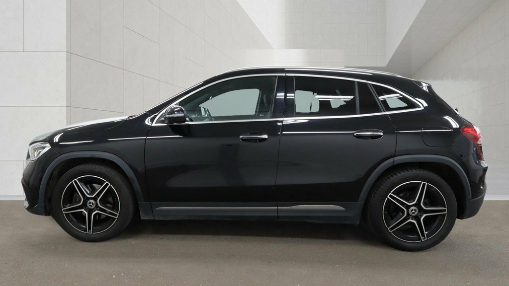 Mercedes-Benz GLA Class 1.3L Amg Line Black #6