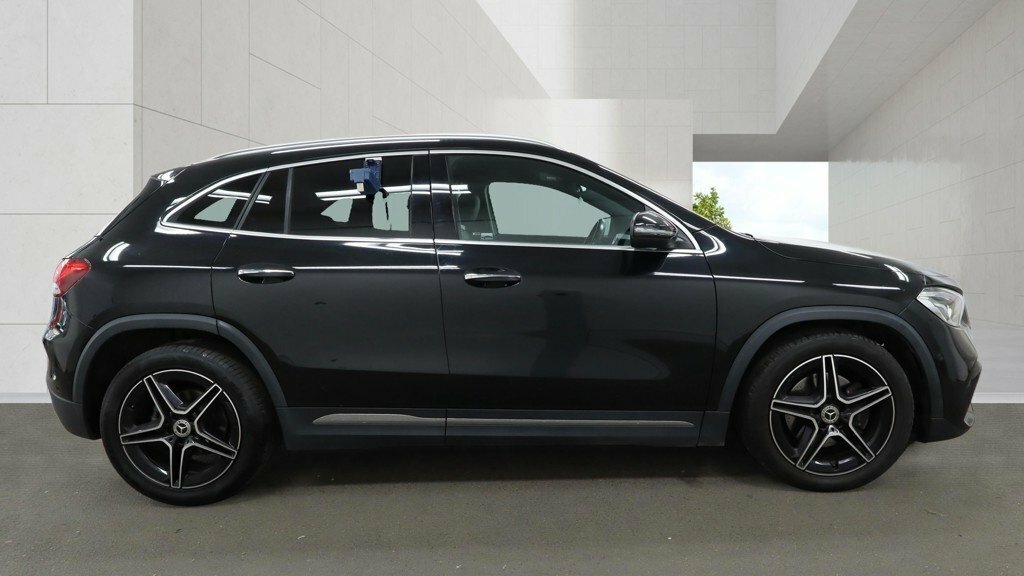 Mercedes-Benz GLA Class 1.3L Amg Line Black #5
