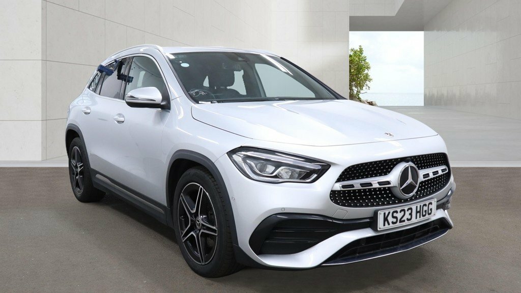 Mercedes-Benz GLA Class 1.3L Amg Line Silver