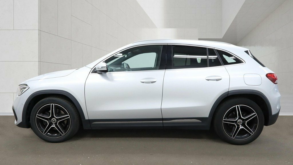 Mercedes-Benz GLA Class 1.3L Amg Line Silver #6