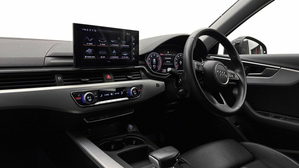 Audi A4 Avant 2L Sport Edition Black #5