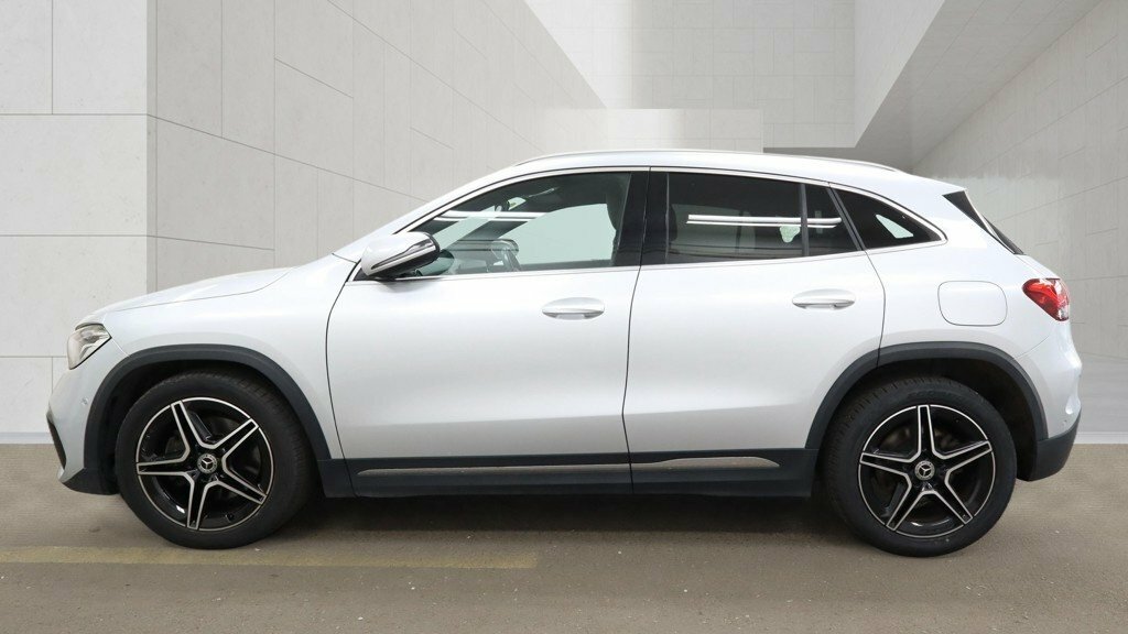 Mercedes-Benz GLA Class 2L Amg Line Silver #6