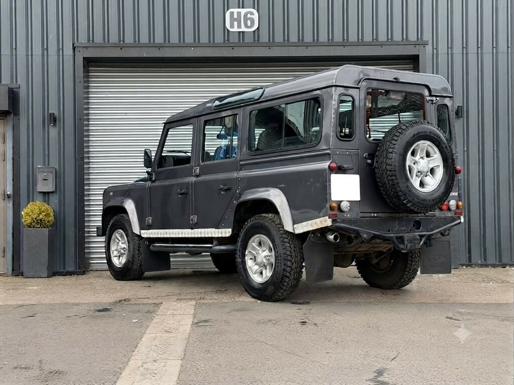 Land Rover Defender 110 2.2 Tdci Xs Grey #5