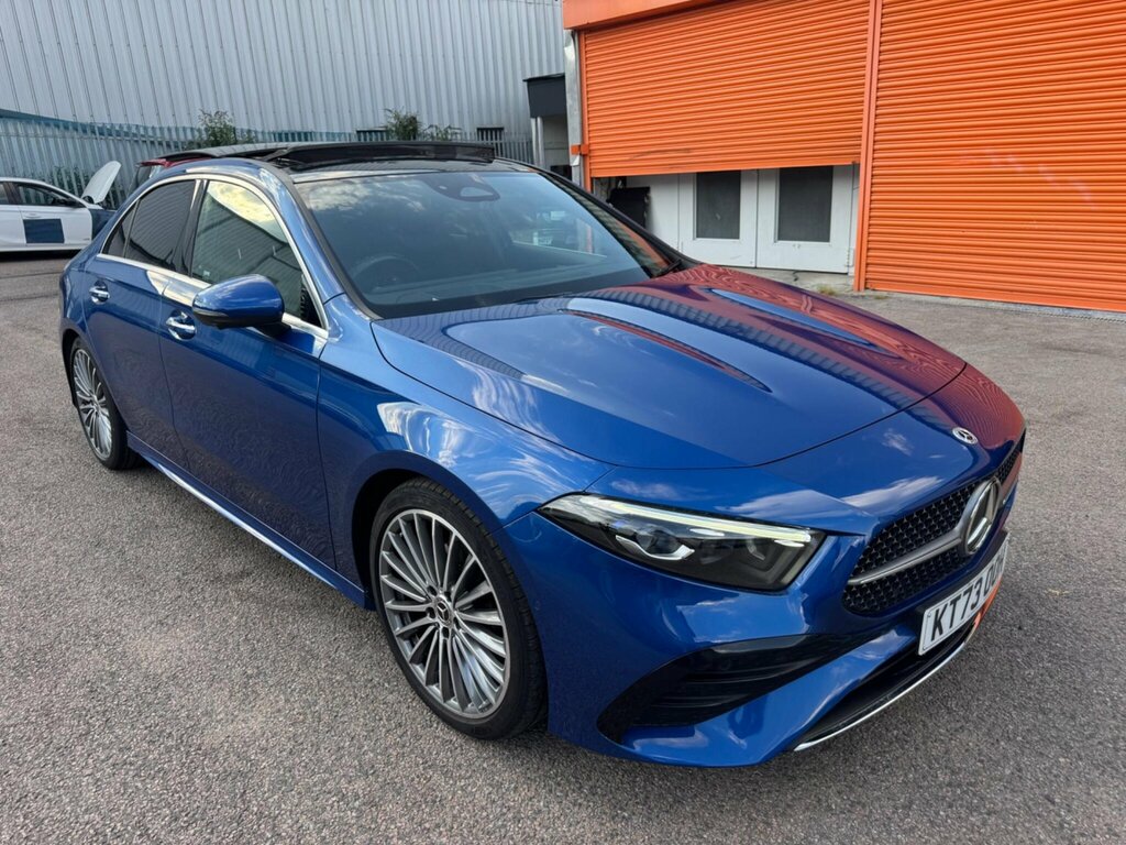 Mercedes-Benz A Class 1.3 A200h Mhev Amg Line Premium Plus 7G-dct Euro Blue