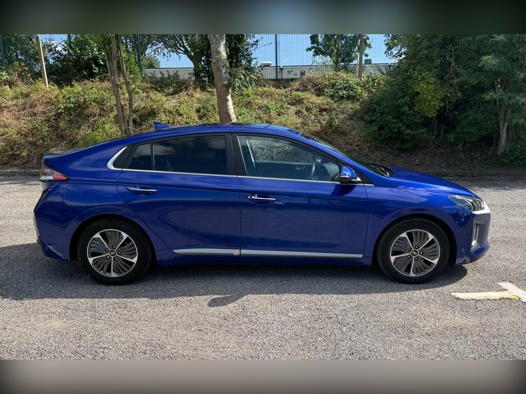 Hyundai Ioniq 38.3Kwh Premium Black #7