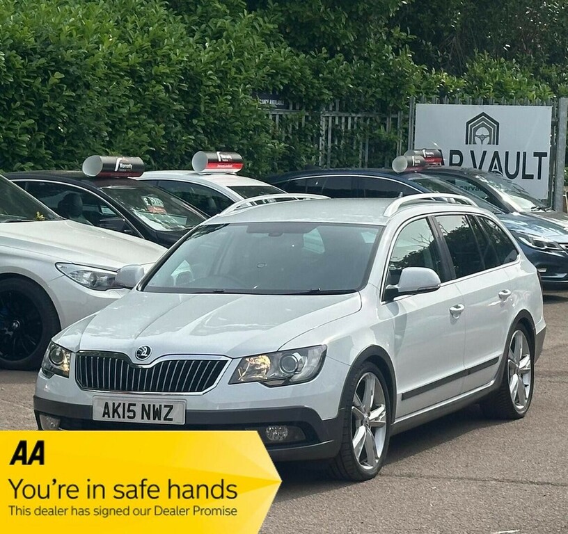 Skoda Superb Estate 2.0 Tdi Outdoor Plus Dsg 4Wd Euro 5 20 AK15NWZ White