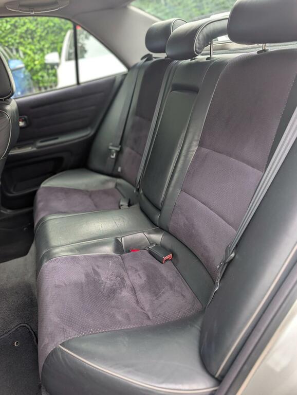 Lexus IS 2.0 Se Beige #16