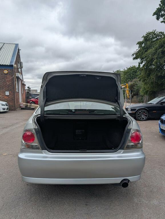 Lexus IS 2.0 Se Beige #8
