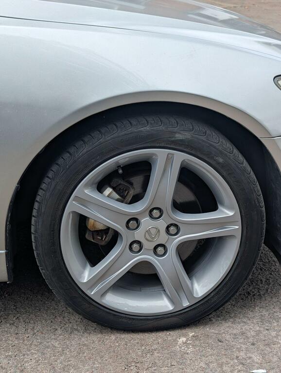 Lexus IS 2.0 Se Beige #35