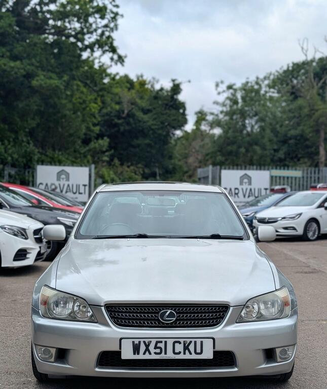 Lexus IS 2.0 200 Se Silver #2