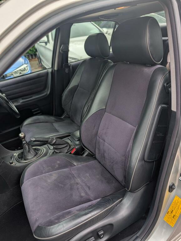 Lexus IS 2.0 Se Beige #14