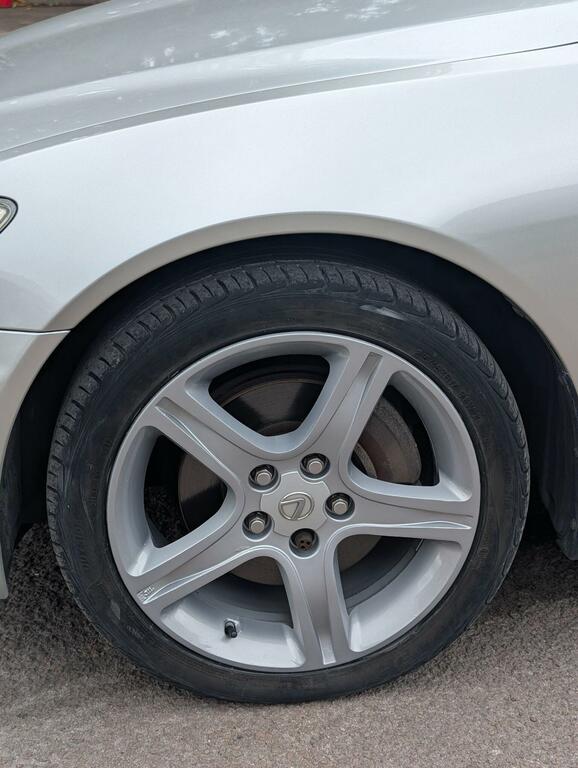 Lexus IS 2.0 Se Beige #34