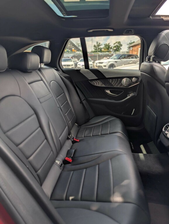 Mercedes-Benz C Class Se Black #32