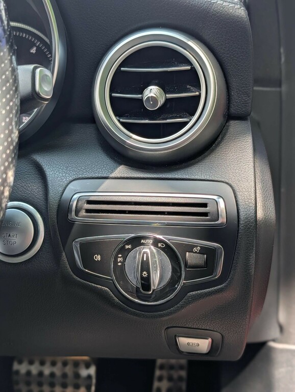 Mercedes-Benz C Class Se Black #26
