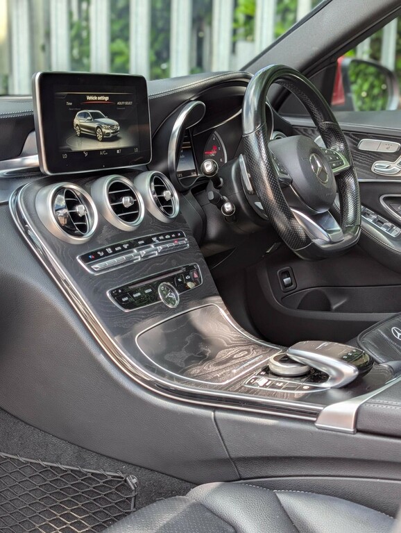 Mercedes-Benz C Class Se Black #19