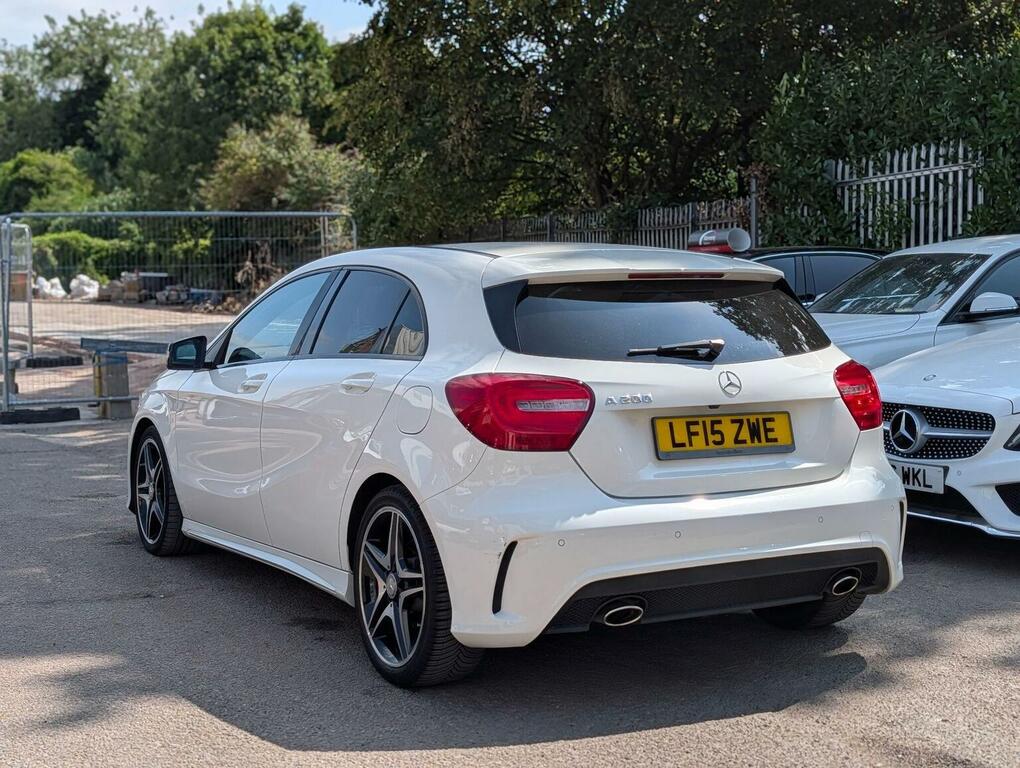 Mercedes-Benz A Class 1.6 A200 Amg Night Edition 7G-dct Euro 6 Ss White #3